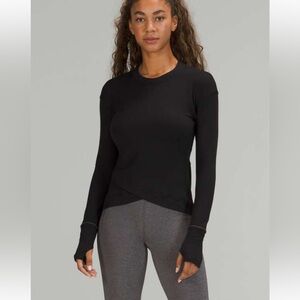 Lululemon Close to Crossing Long Sleeve Rulu black size 4